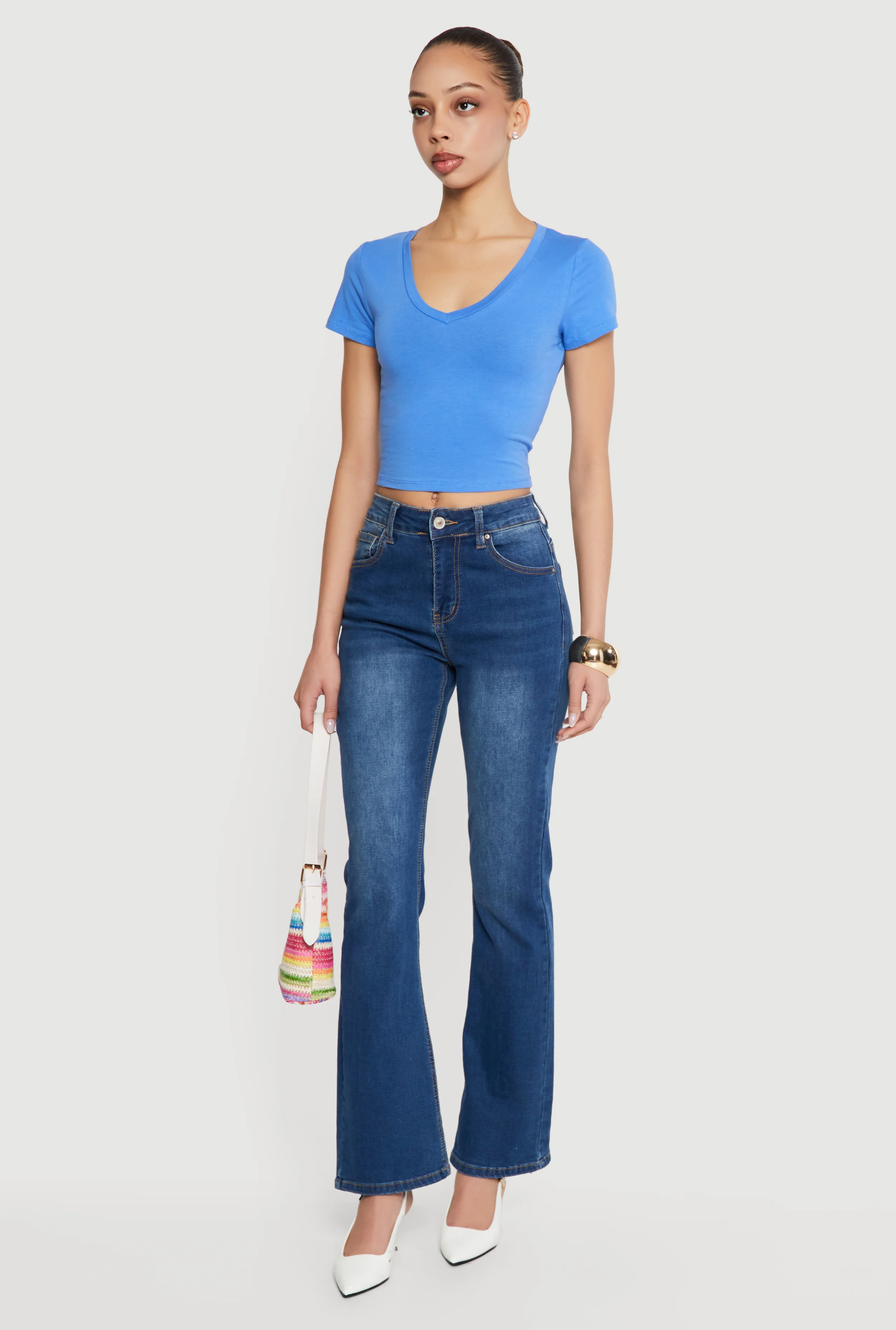 Short Sleeve V Neck Crop Top - Image 3