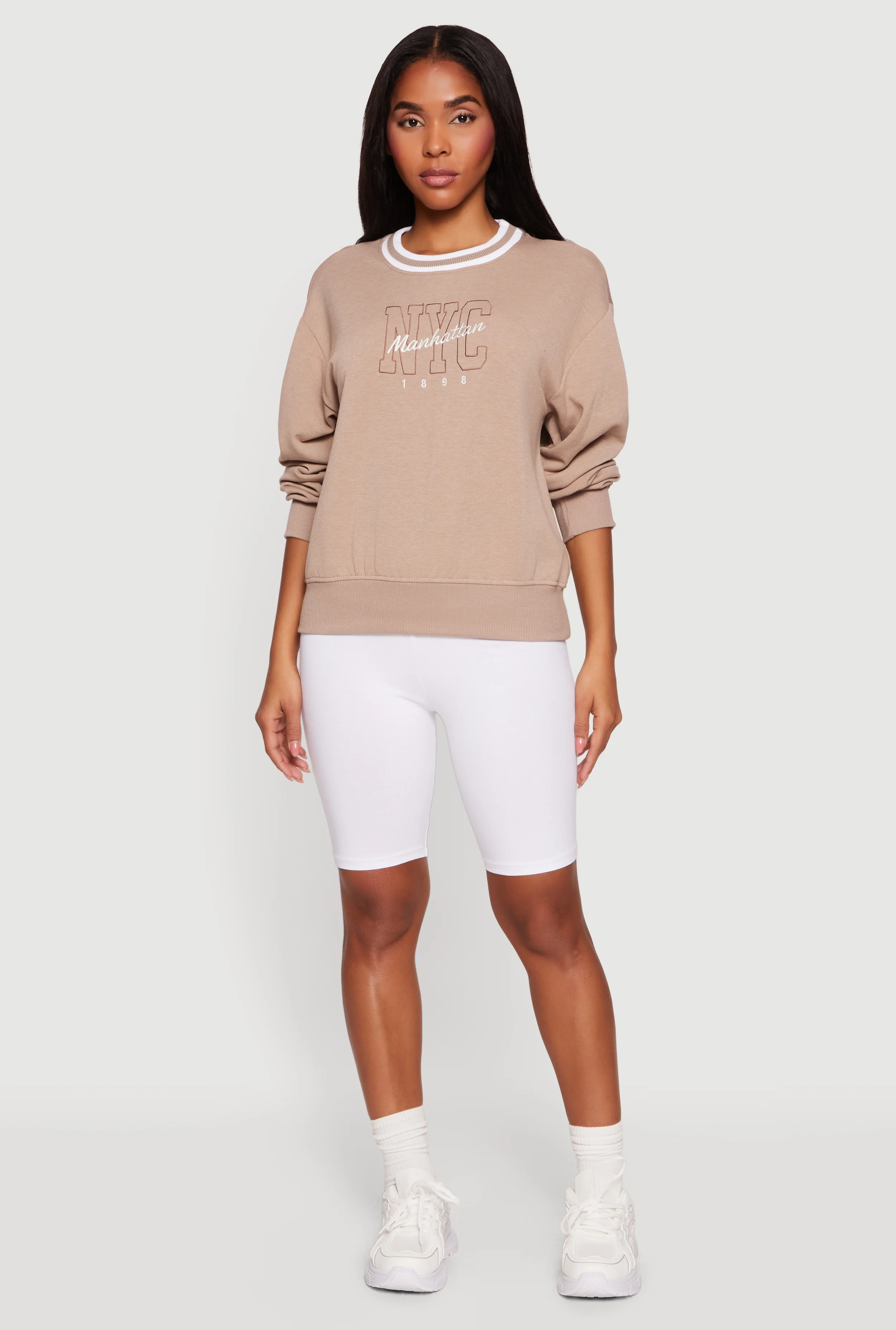 NYC Manhattan Graphic Sweatshirt - Image 3