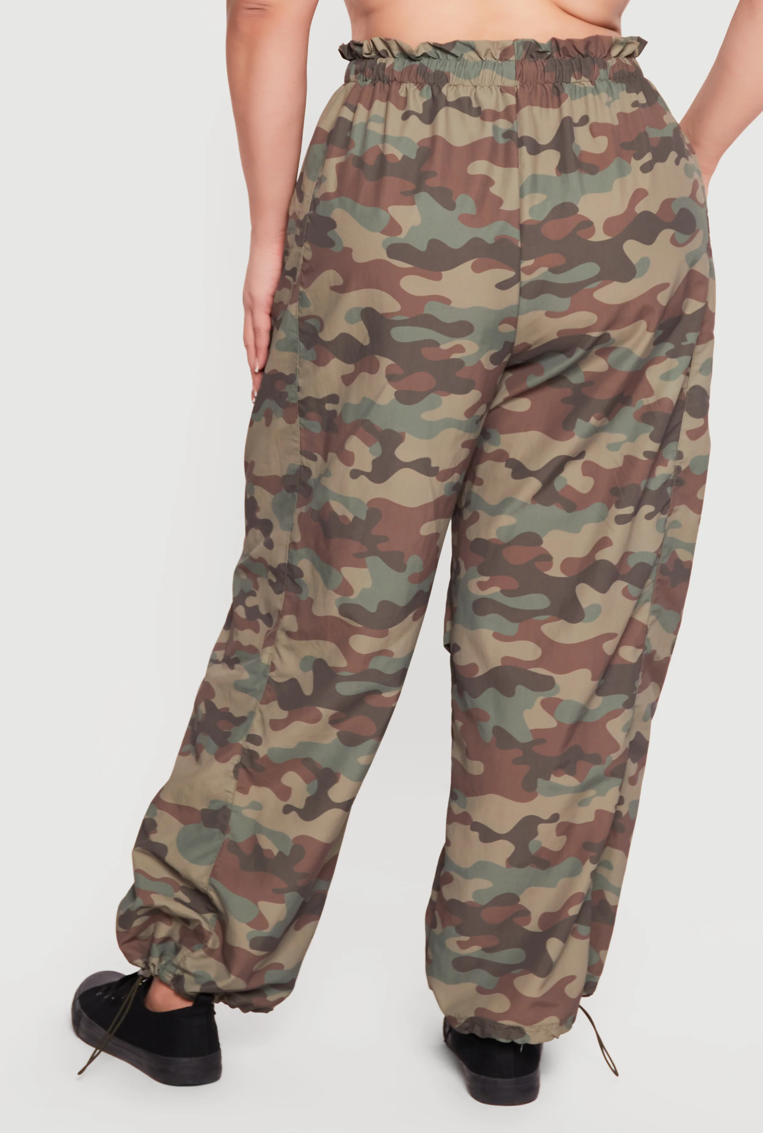 Plus Size Camouflage Toggle Drawstring Cargo Joggers - Image 5