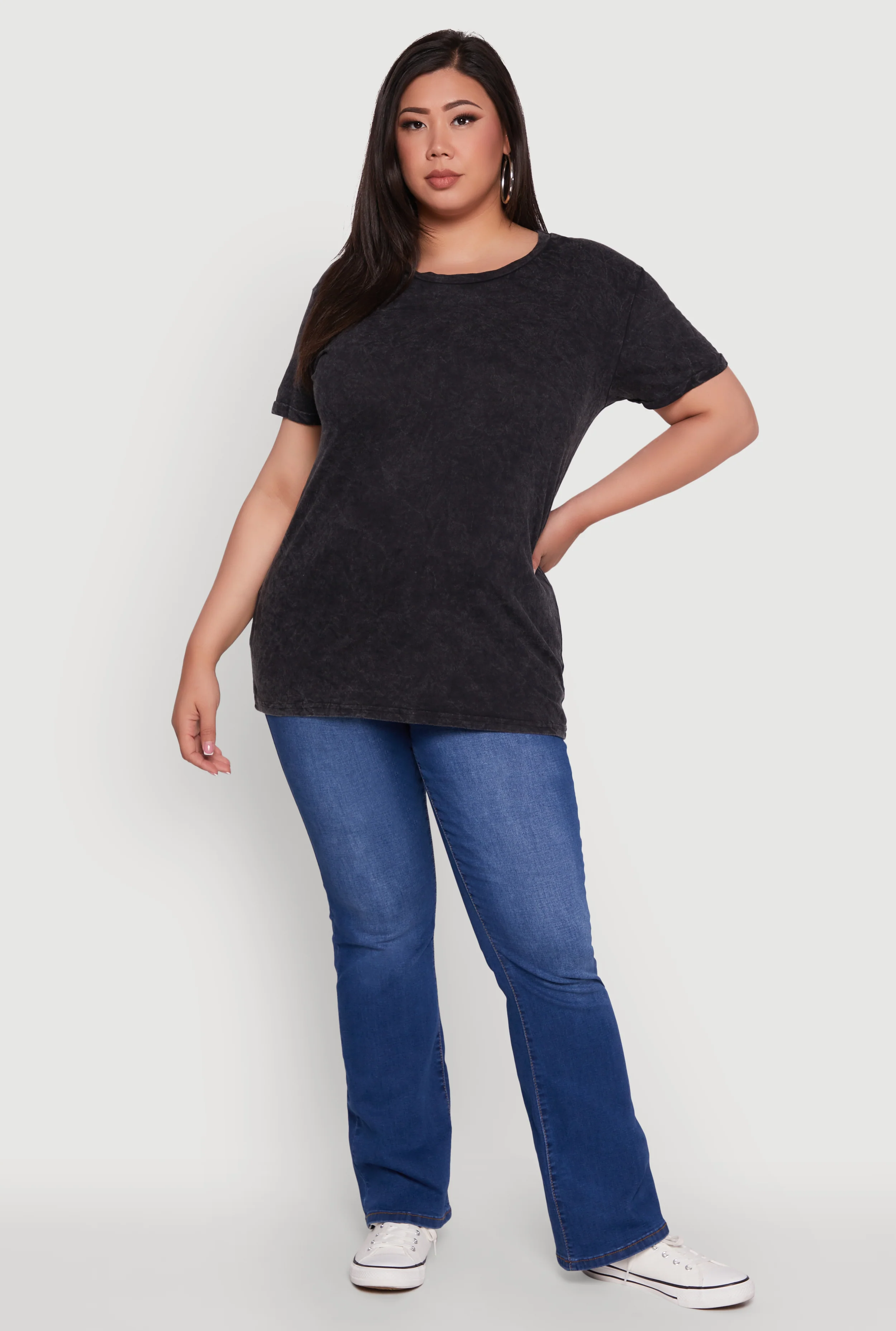 Plus Size Crew Neck Short Sleeve T-Shirt - Image 8