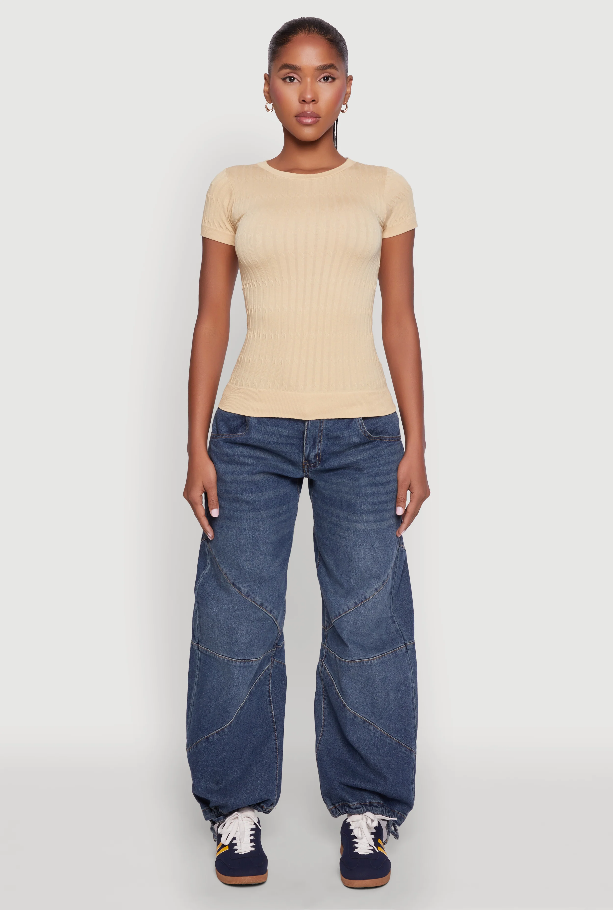 Seamless Crew Neck Short Sleeve Top - Image 4